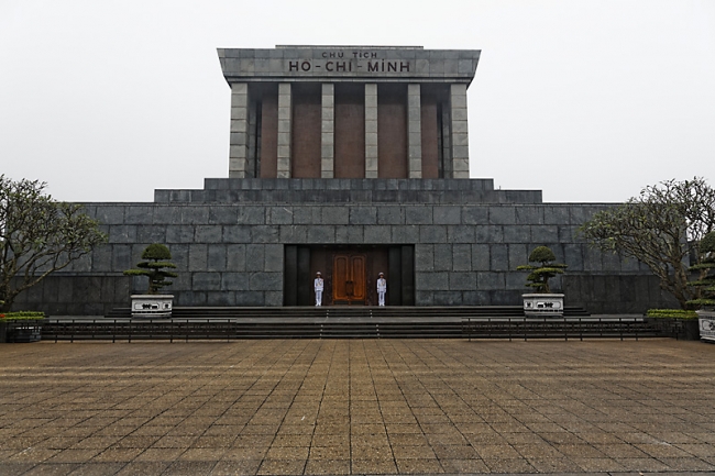 Hanoï-Mausolée d'Ho Chi Minh-003